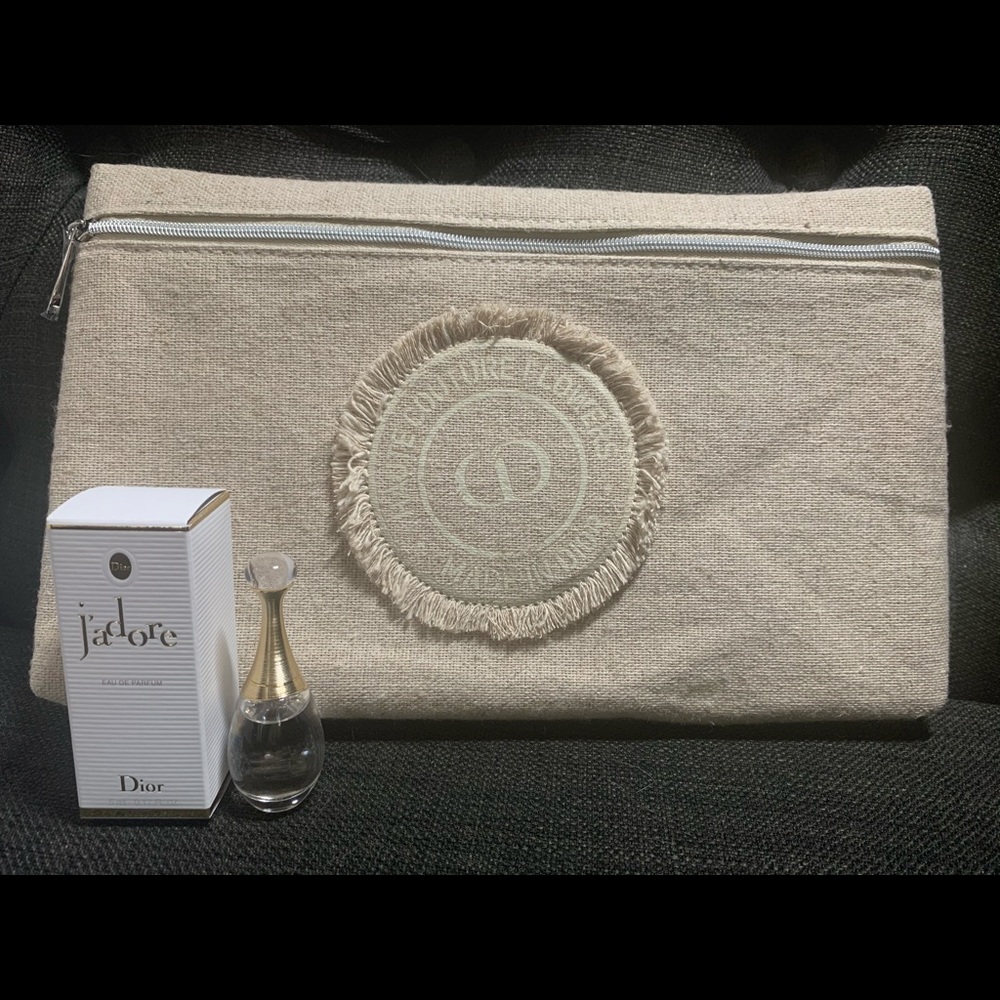 Dior Beauty Pouch with 5 ml Ja’dore Eau de Parfum - Picture 1 of 7